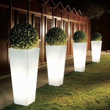 Vaso luminoso Arkema Quadro 86 SL in resina LLDPE quadrato 86 cm