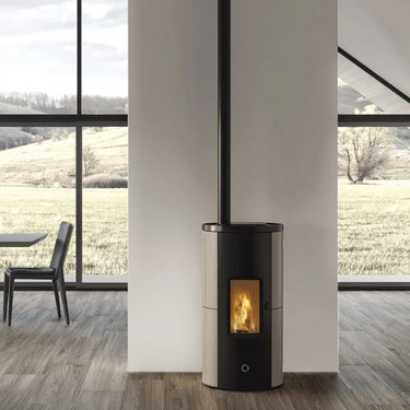 Stufa a pellet EK63 LIKE80 - gruppo Edilkamin - 7,6 kW  ad aria Tortora EK63